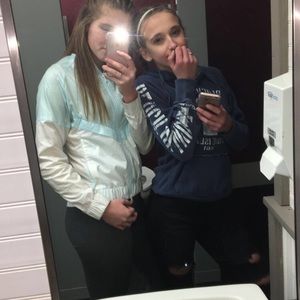 Meet your Posher, Jenna